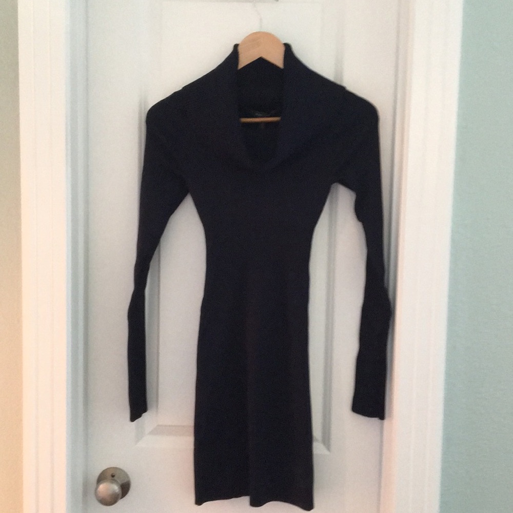BCBG NAVY DRESS